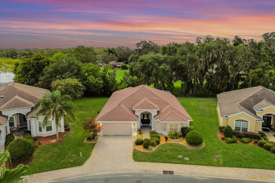10069 Lake Miona Way, Oxford, FL 34484