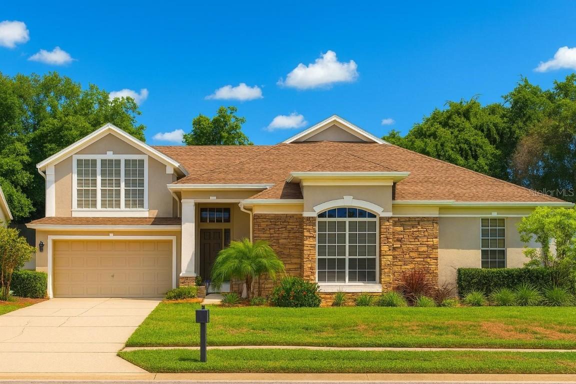326 Largovista Dr., Oakland, FL 34787