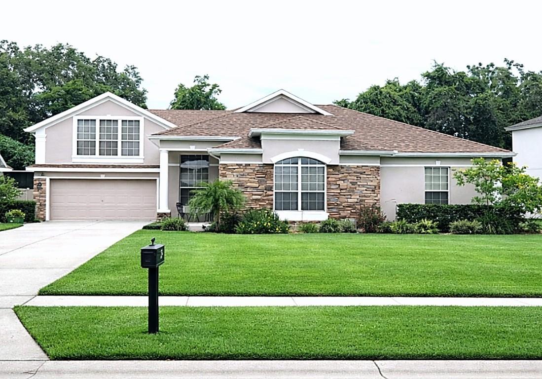 326 Largovista Dr., Oakland, FL 34787