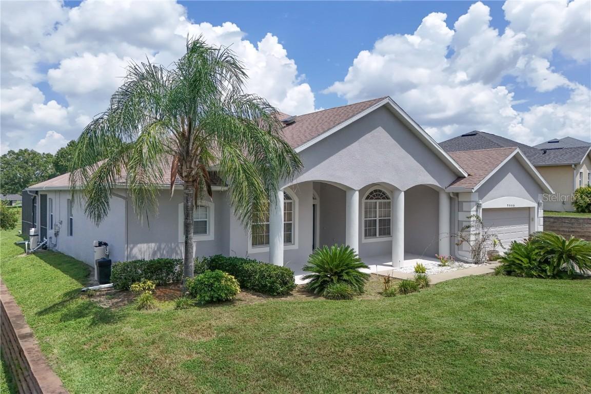9646 Spring Lake Dr., Clermont, FL 34711