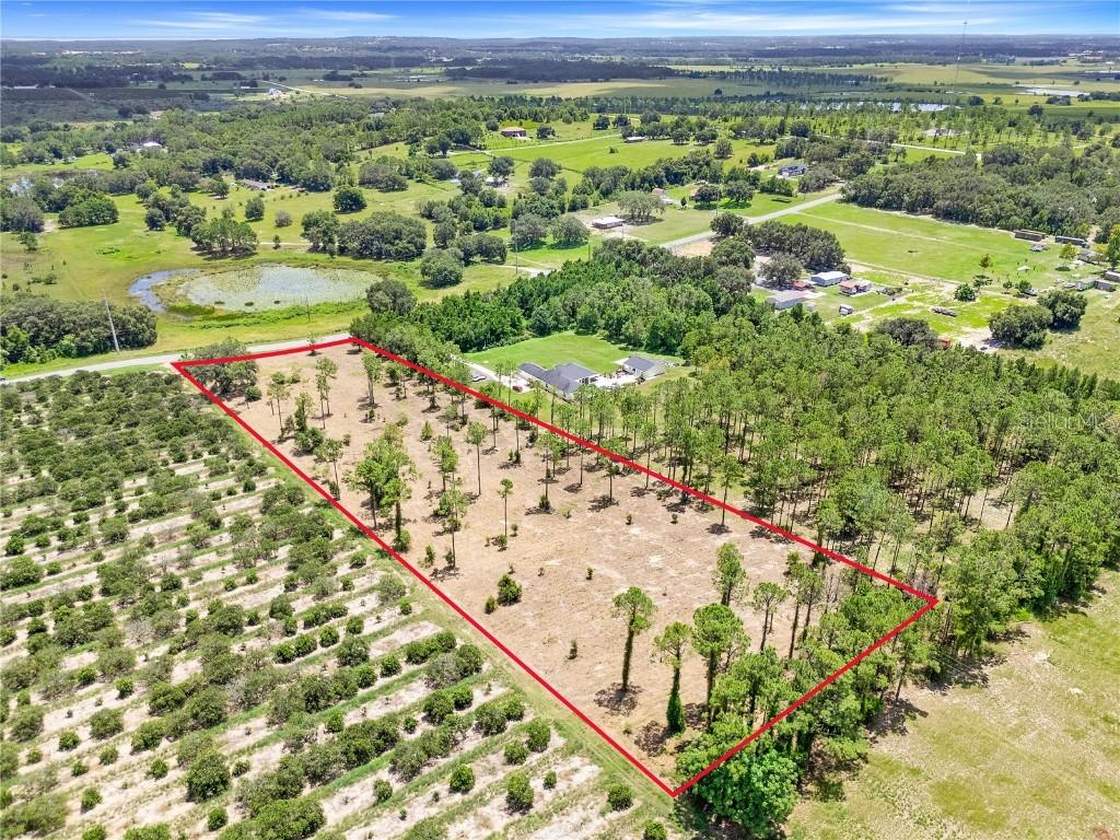S Dewey Robbins Rd., Howey In The Hills, FL 34737