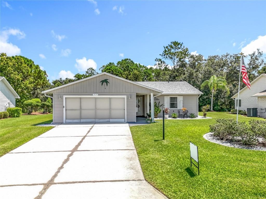 26616 Racquet Cir., Leesburg, FL 34748