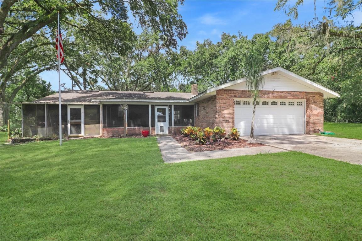 42114 W Lakeview Dr., Altoona, FL 32702