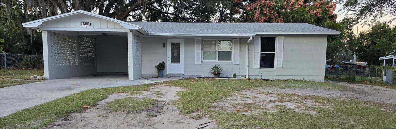 1606 Woodlyn Dr., Leesburg, FL 34748