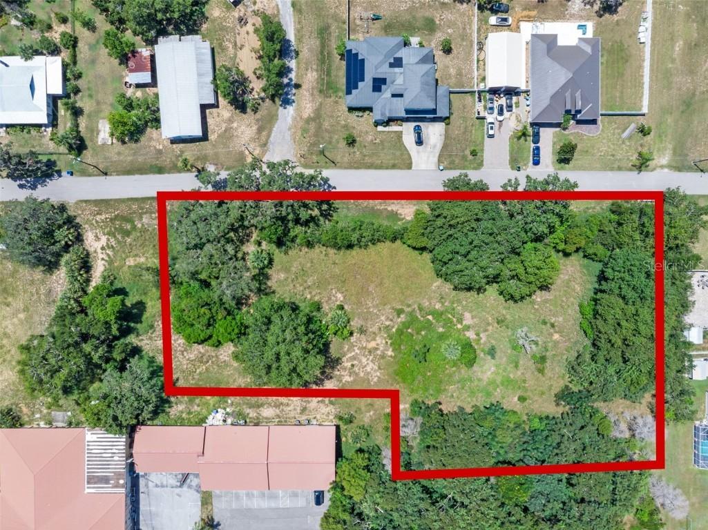 8th St., Montverde, FL 34756