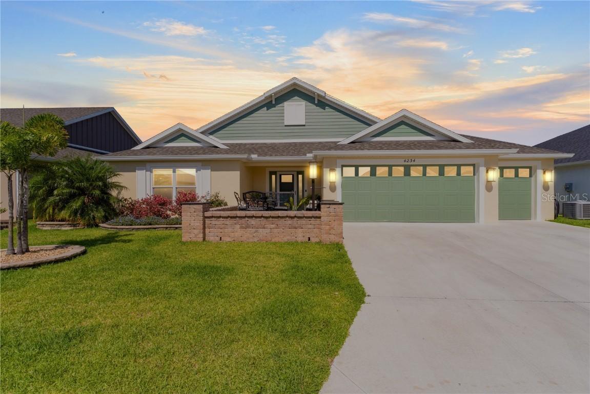 4234 Mccloy Ave, The Villages, FL 32163