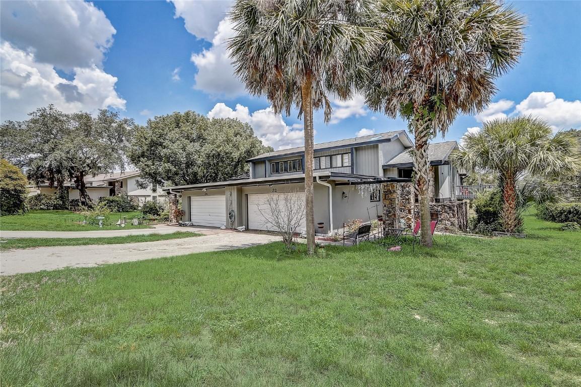 32 Nottingham Way, Haines City, FL 33844