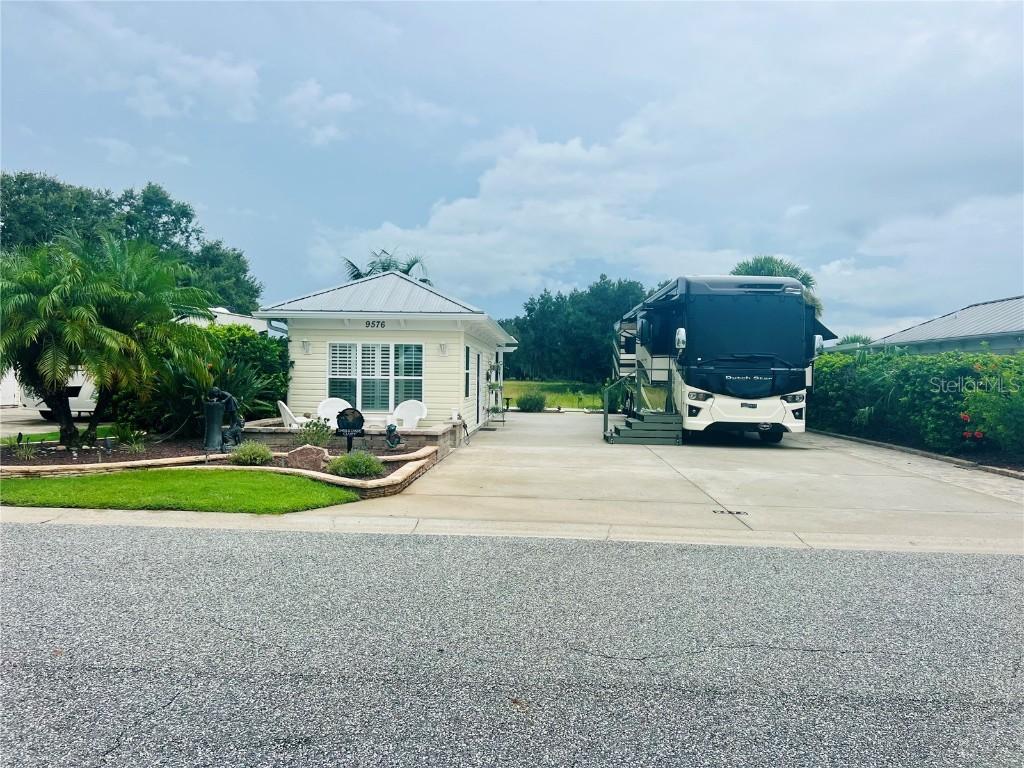 9576 SE 47th Way, Webster, FL 33597