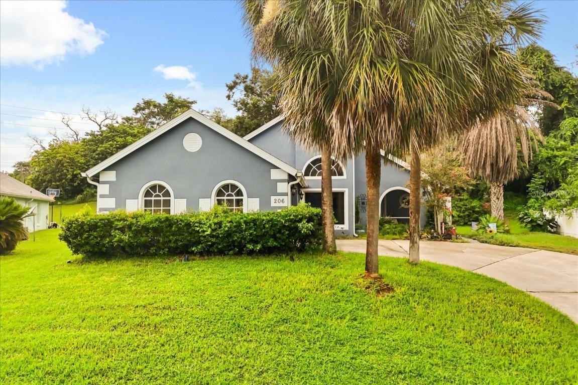 206 Pleasant Hill Dr., Clermont, FL 34711