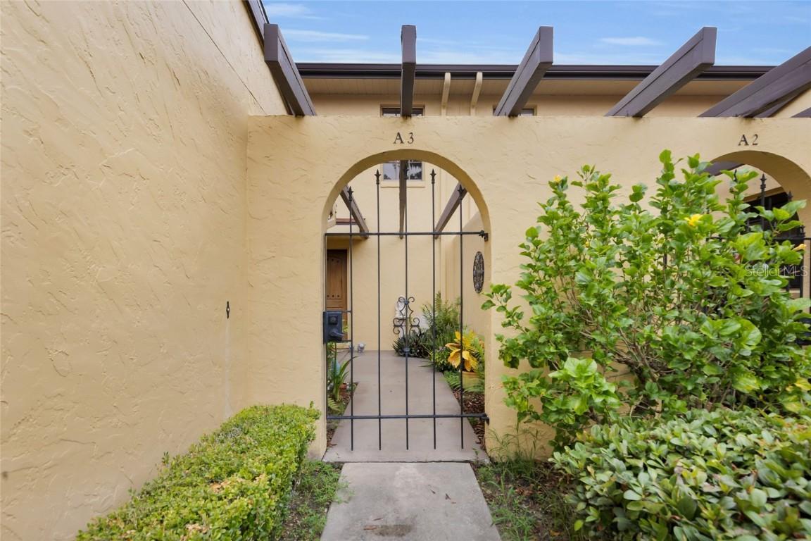 1111 Lakeshore Dr Dr. #A3, Eustis, FL 32726