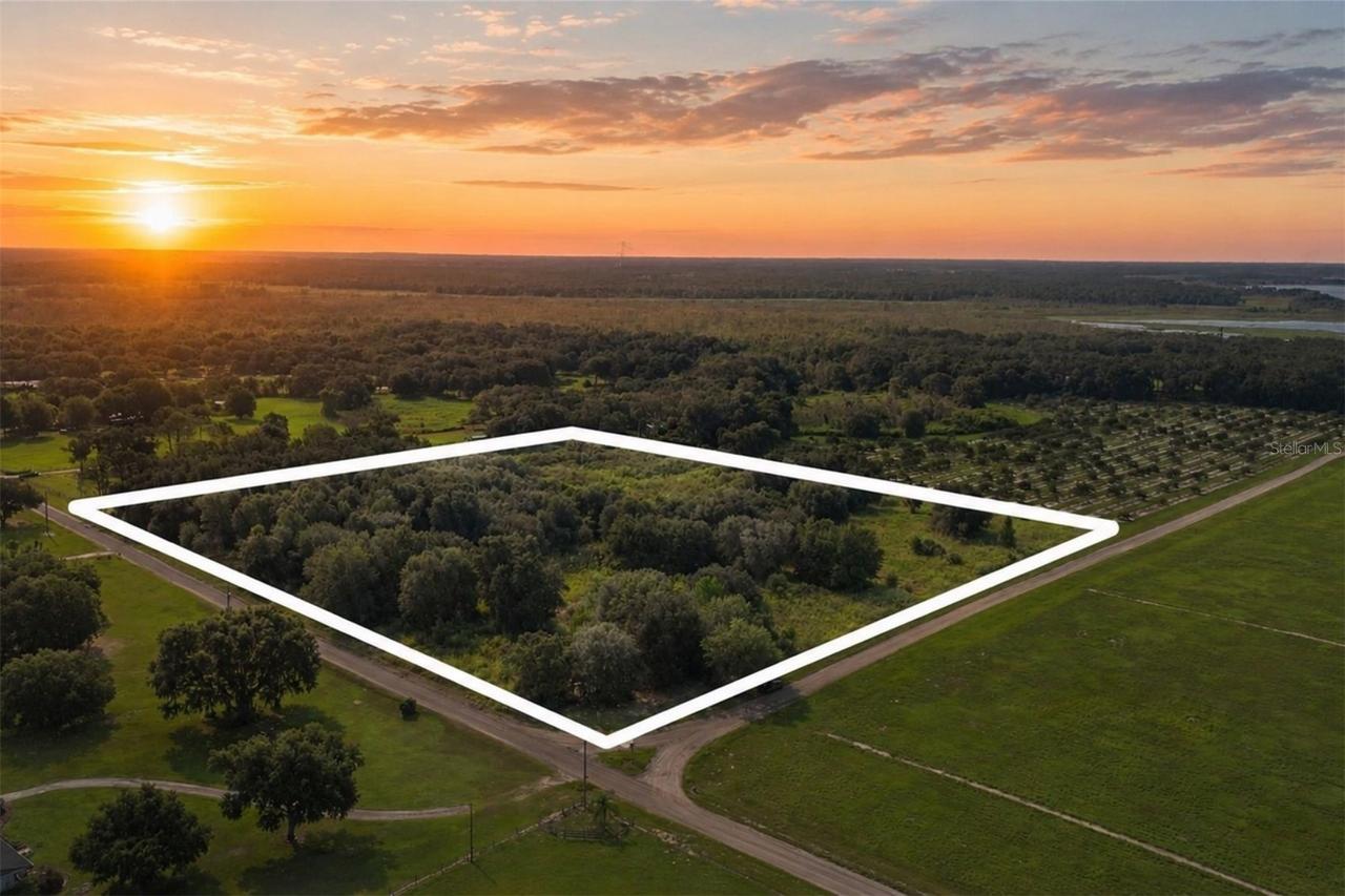 Yale Hammock Road, Umatilla, FL 32784