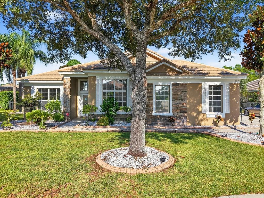 2017 Stefano Ct., Mount Dora, FL 32757