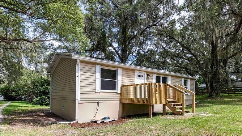 243 Griffin View Dr., Lady Lake, FL 32159
