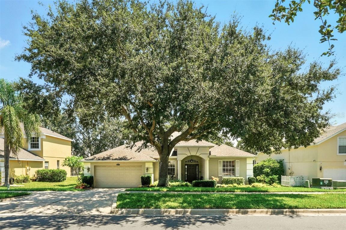 3821 Glenford Dr., Clermont, FL 34711