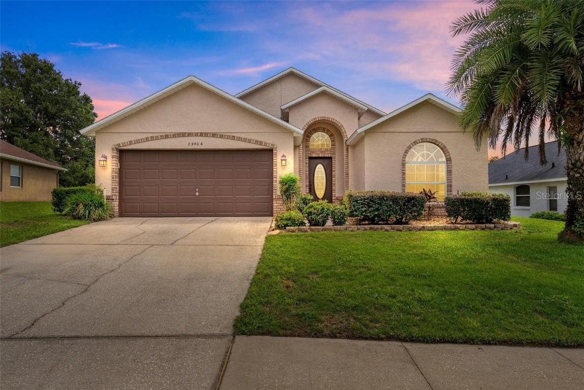 25406 Divot Dr., Sorrento, FL 32776