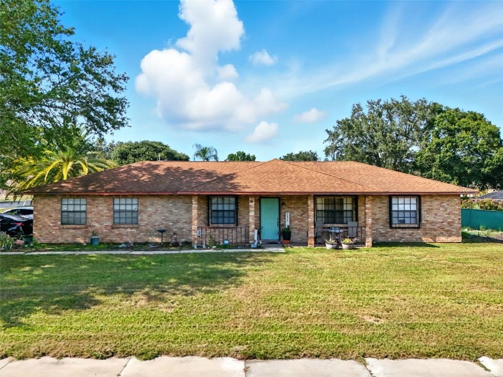 12545 Glen Abbey Dr., Grand Island, FL 32735