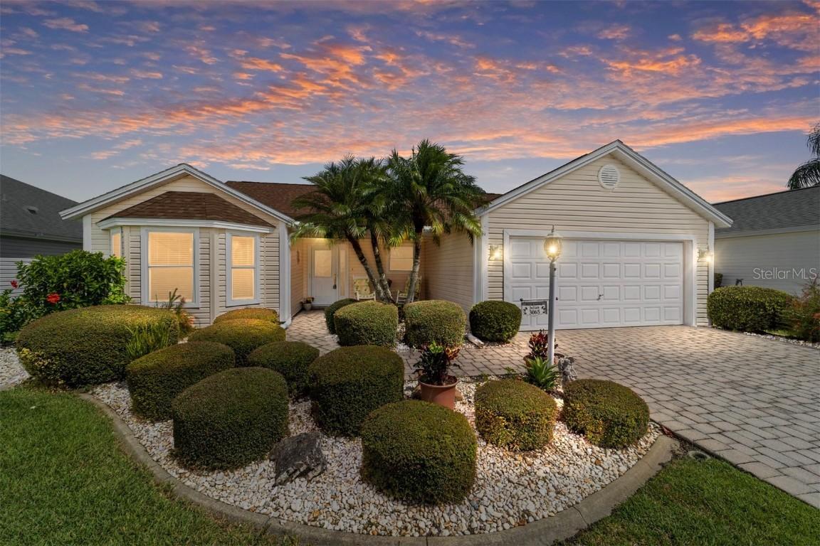 3065 Burbank Ln., The Villages, FL 32162