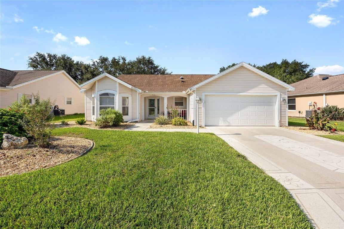 913 Soledad Way, The Villages, FL 32159