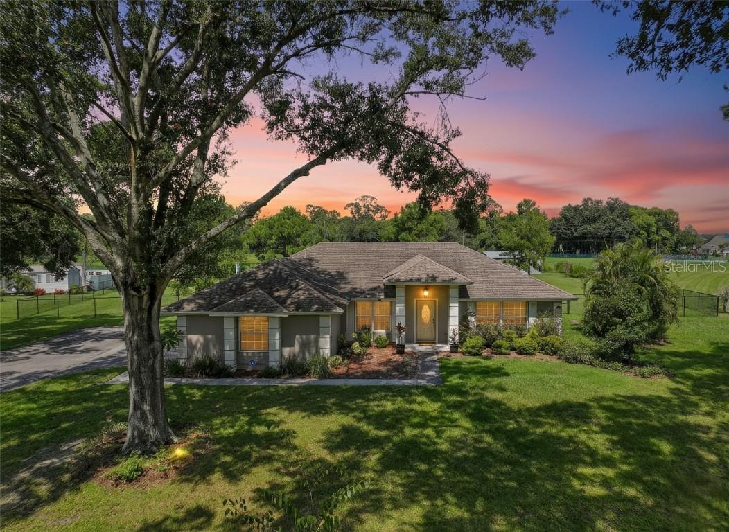 7729 Lake Andrea Cir., Mount Dora, FL 32757