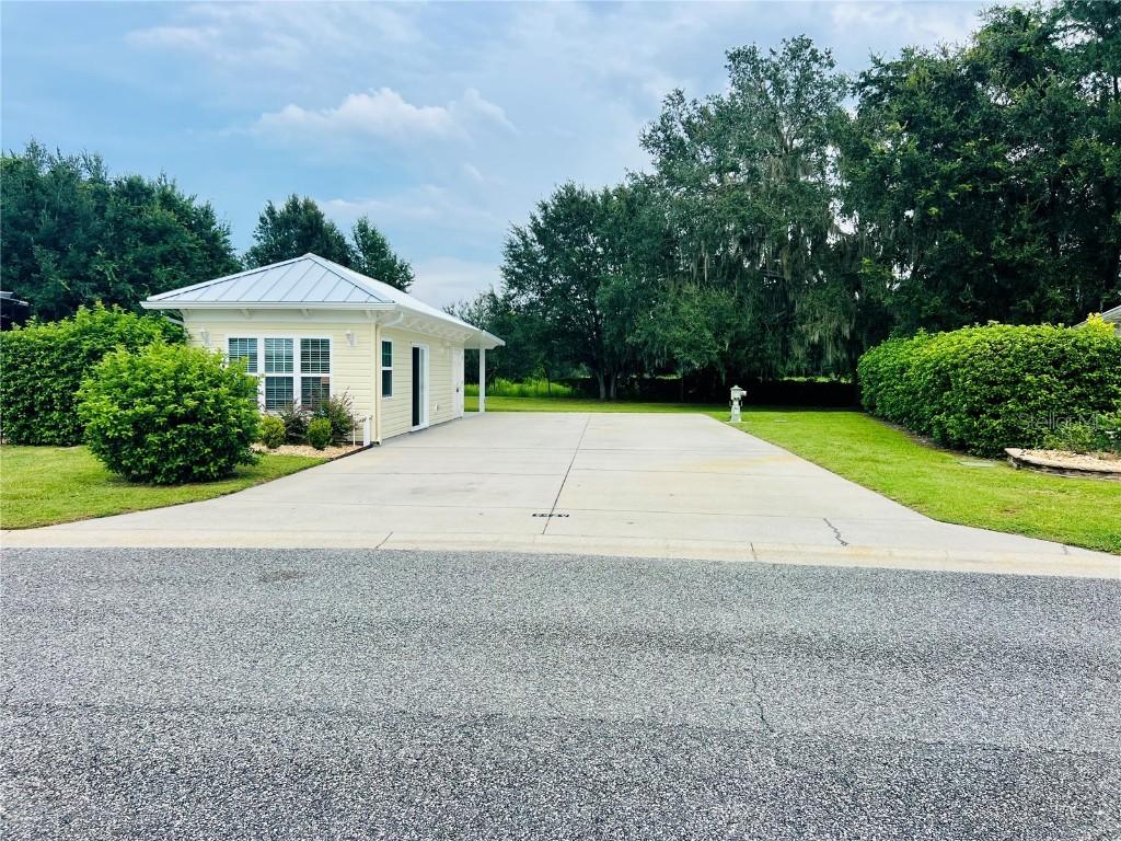 9429 SE 47th Way, Webster, FL 33597