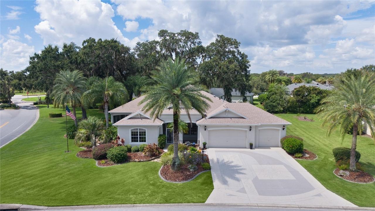 946 Adams Ln., The Villages, FL 32162