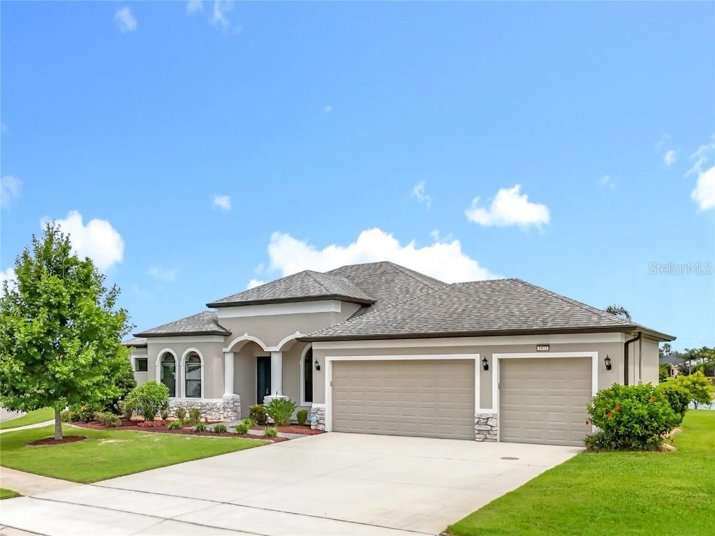 1977 Weymouth Ct., Mount Dora, FL 32757
