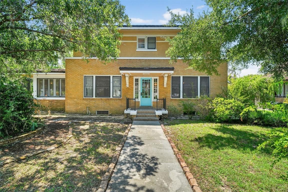 475 W Minnehaha Ave., Clermont, FL 34711
