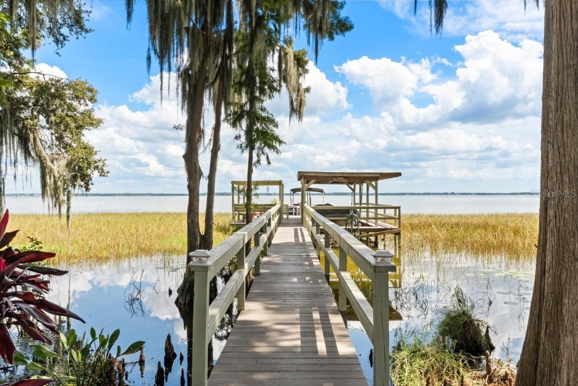 35215 Harbor Shores Rd., Leesburg, FL 34788