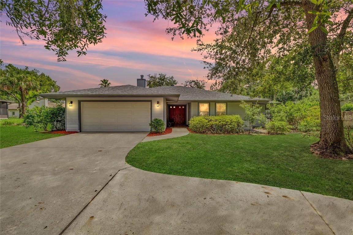 3037 Moore Dr., Oviedo, FL 32765