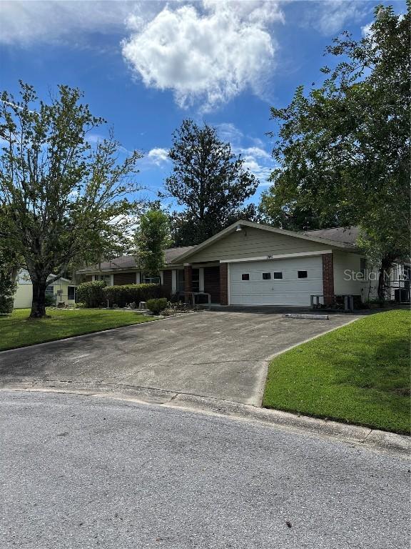 2928 NE 7th Pl., Ocala, FL 34470