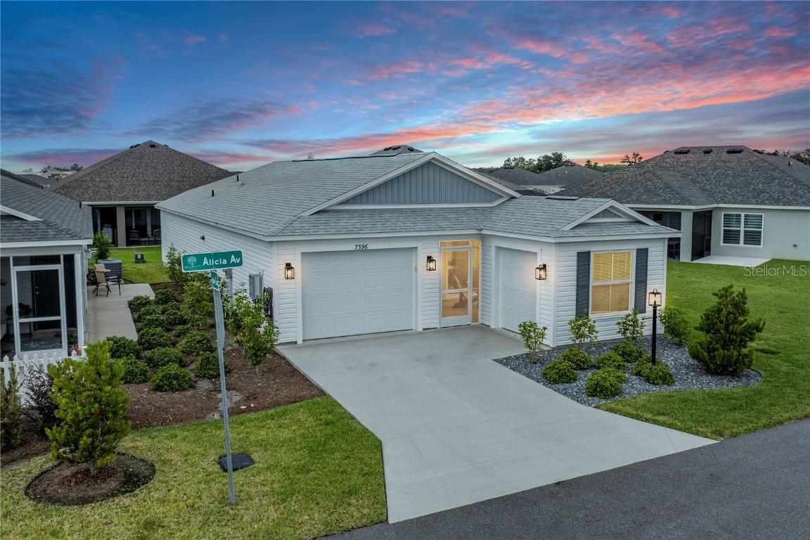 7596 Alicia Ave., The Villages, FL 34762