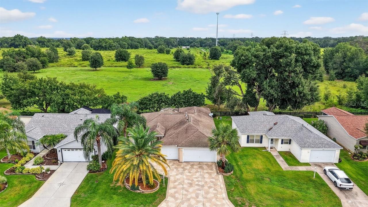 323 Olanta Dr., The Villages, FL 32162