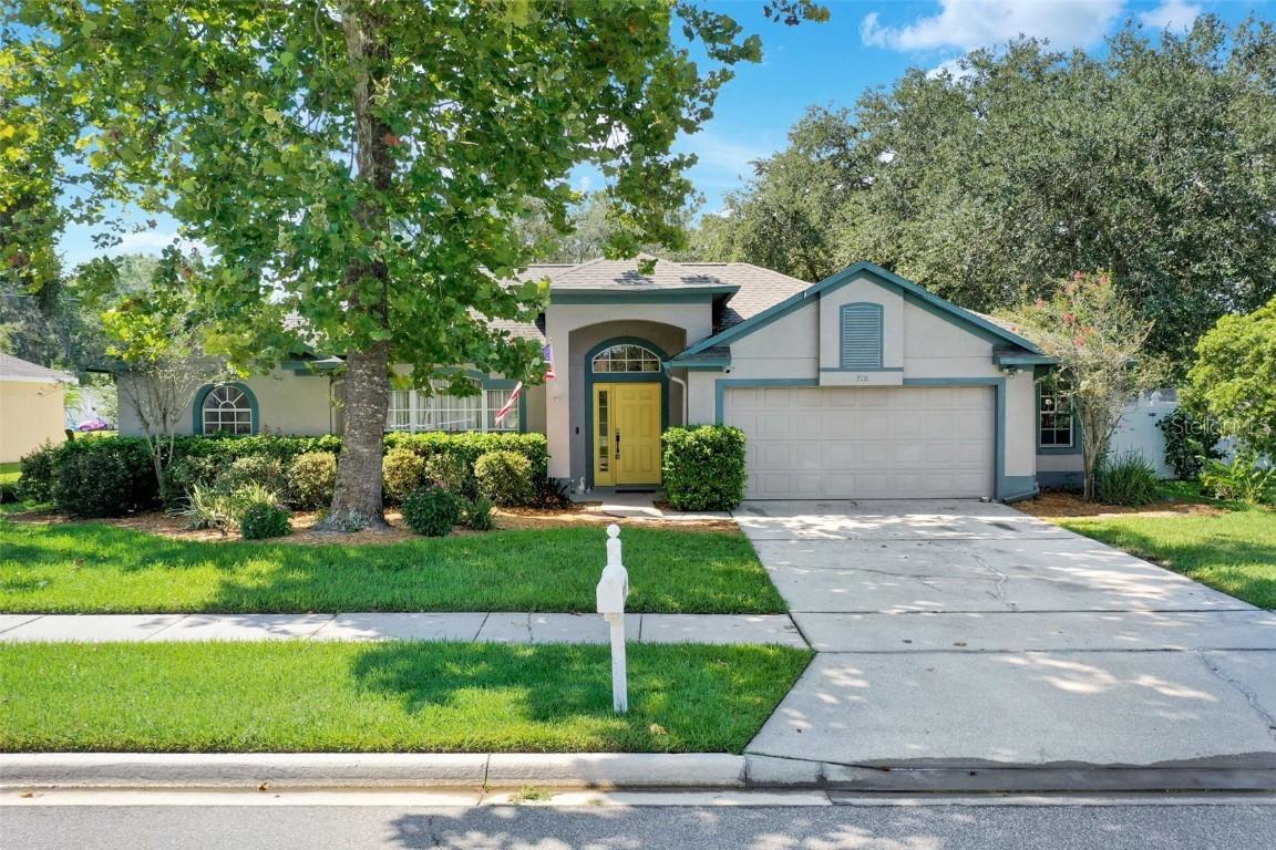 718 Grisham St., Winter Garden, FL 34787