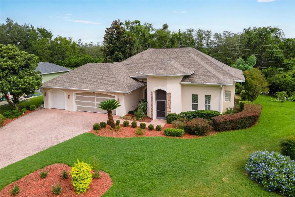 5239 Grove Manor, Lady Lake, FL 32159