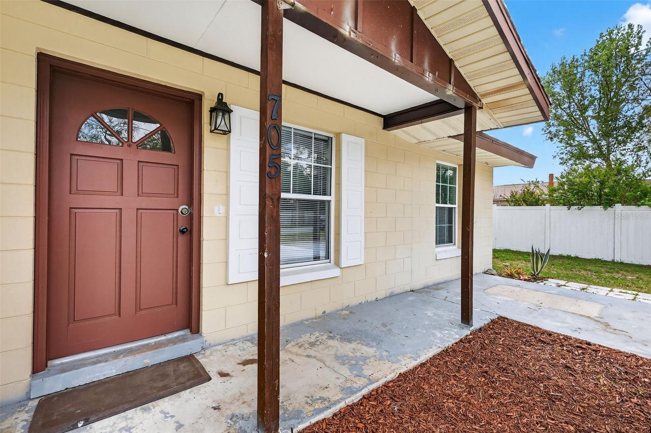 705 Mike Ave., Fruitland Park, FL 34731
