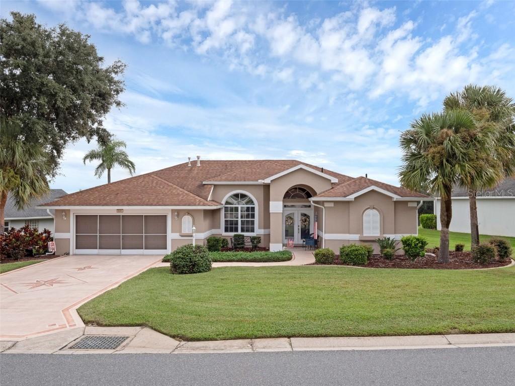 5041 Saint Andrews Arcade, Leesburg, FL 34748