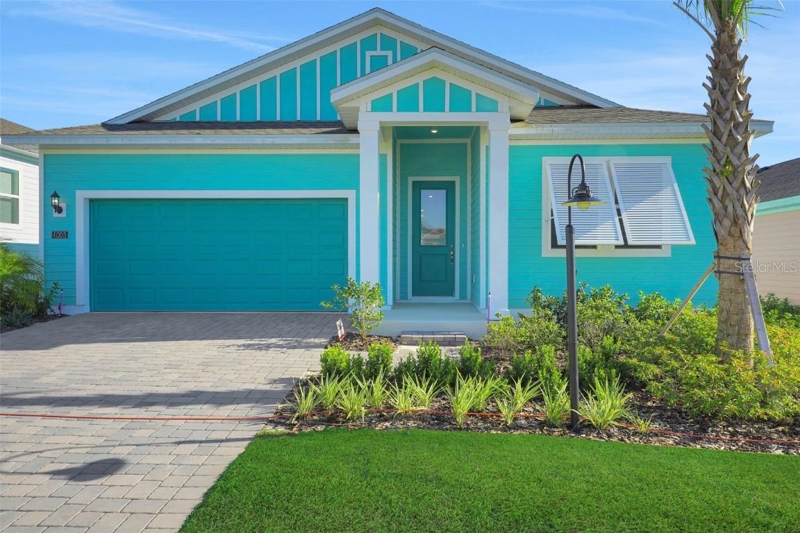 1005 Fiesta Key Cir., Lady Lake, FL 32159