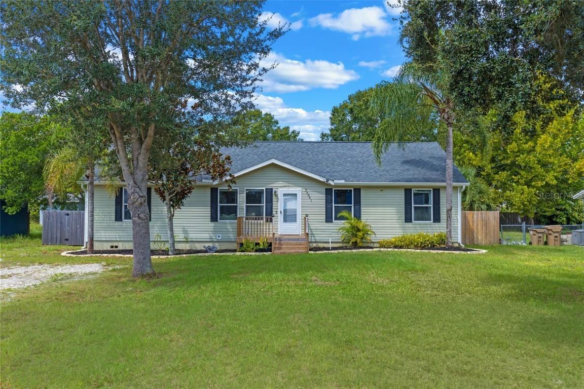 35841 Lakewood Dr., Leesburg, FL 34788