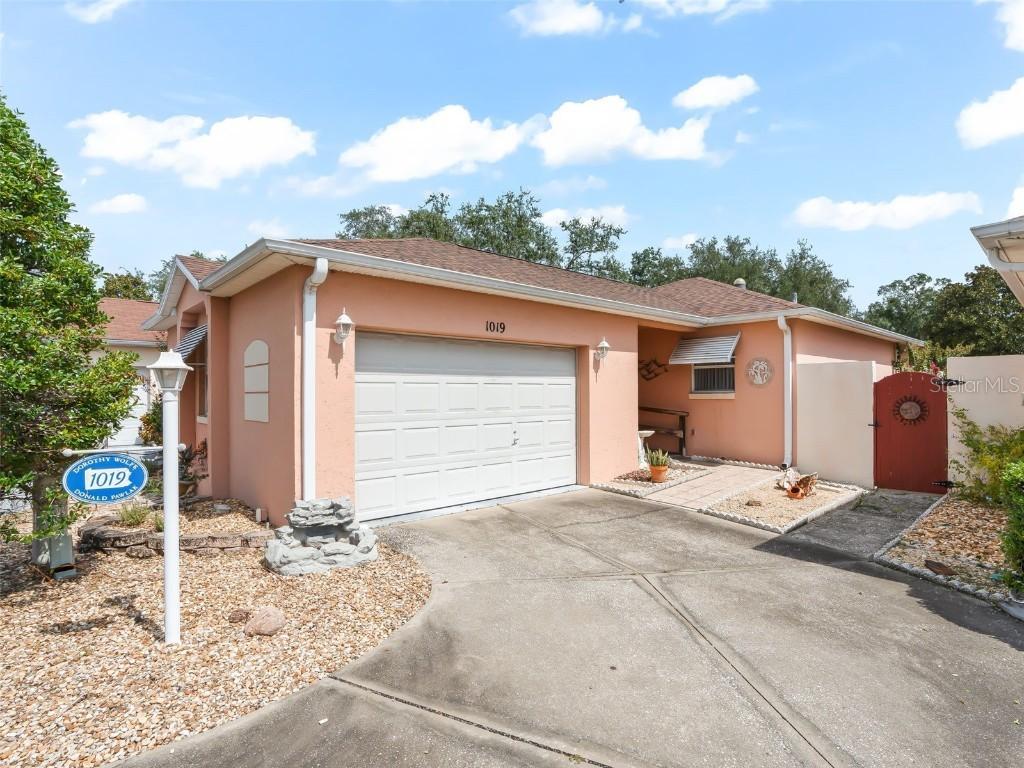 1019 Avalon Ave., The Villages, FL 32159
