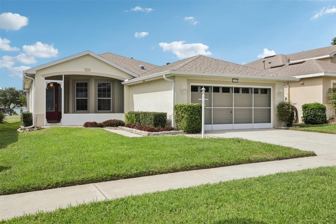 27313 Falcon Feather Way, Leesburg, FL 34748