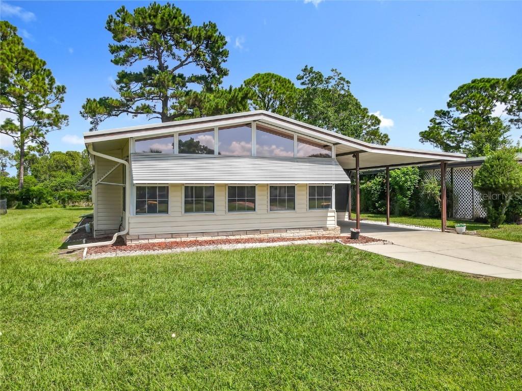 1681 Elkhart Cir., Tavares, FL 32778