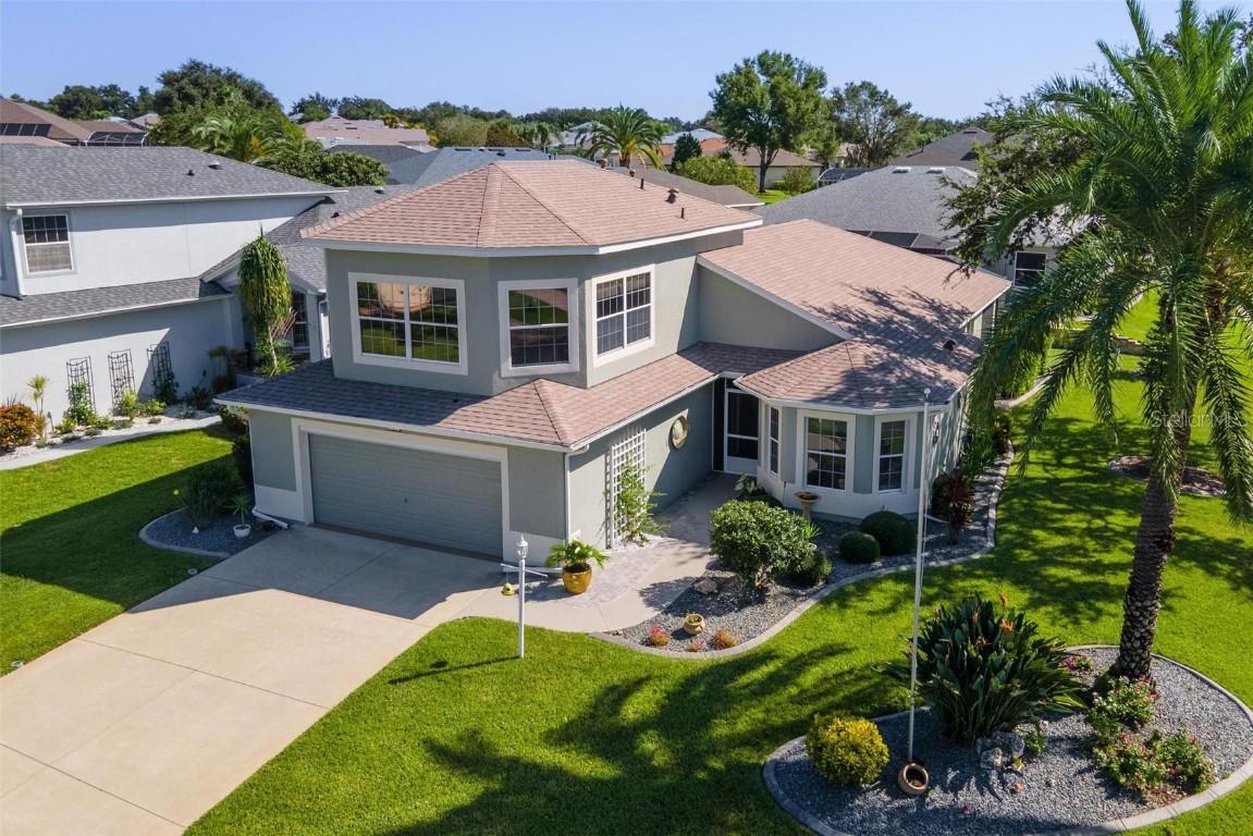 5486 Bounty Cir., Tavares, FL 32778