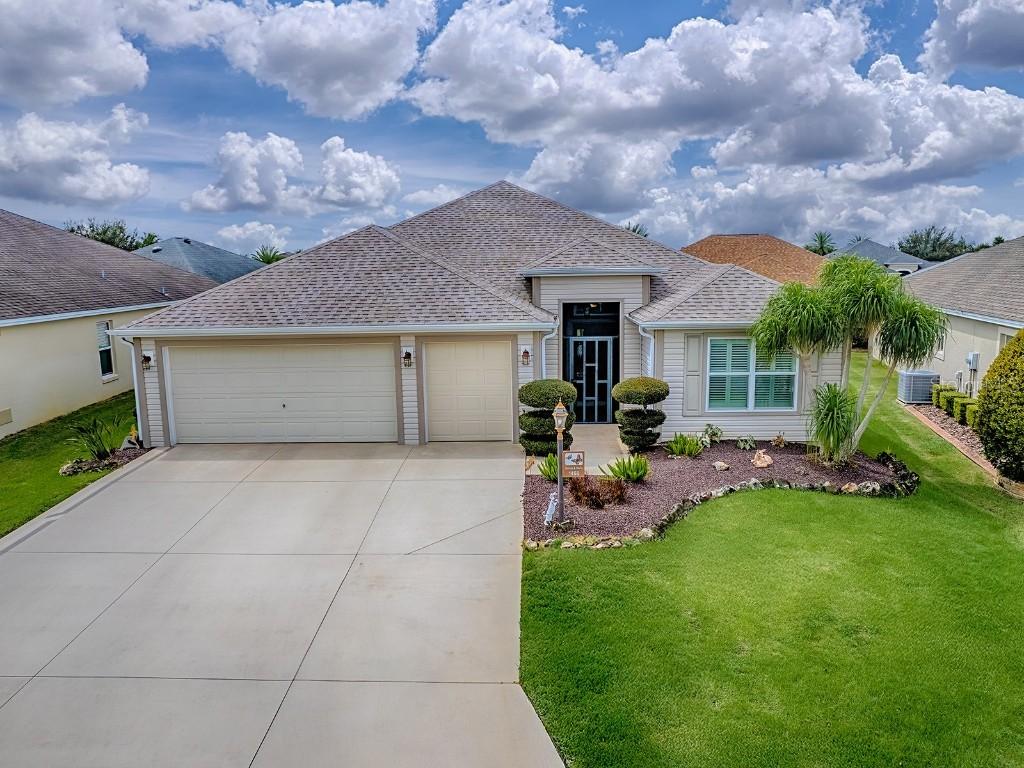 1450 Luckett Ct., The Villages, FL 32163