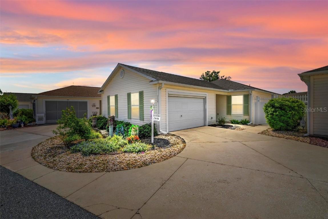 2446 Kenmore Ln., The Villages, FL 32162
