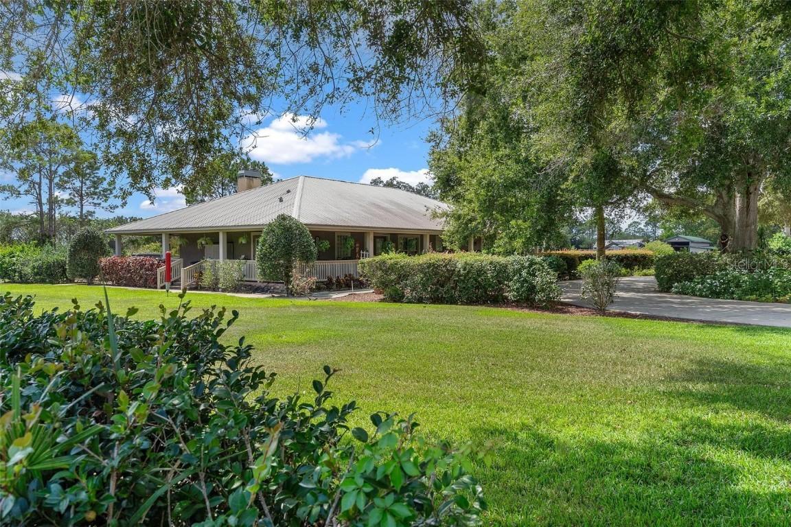 13410 Deer Meadow Ln., Grand Island, FL 32735
