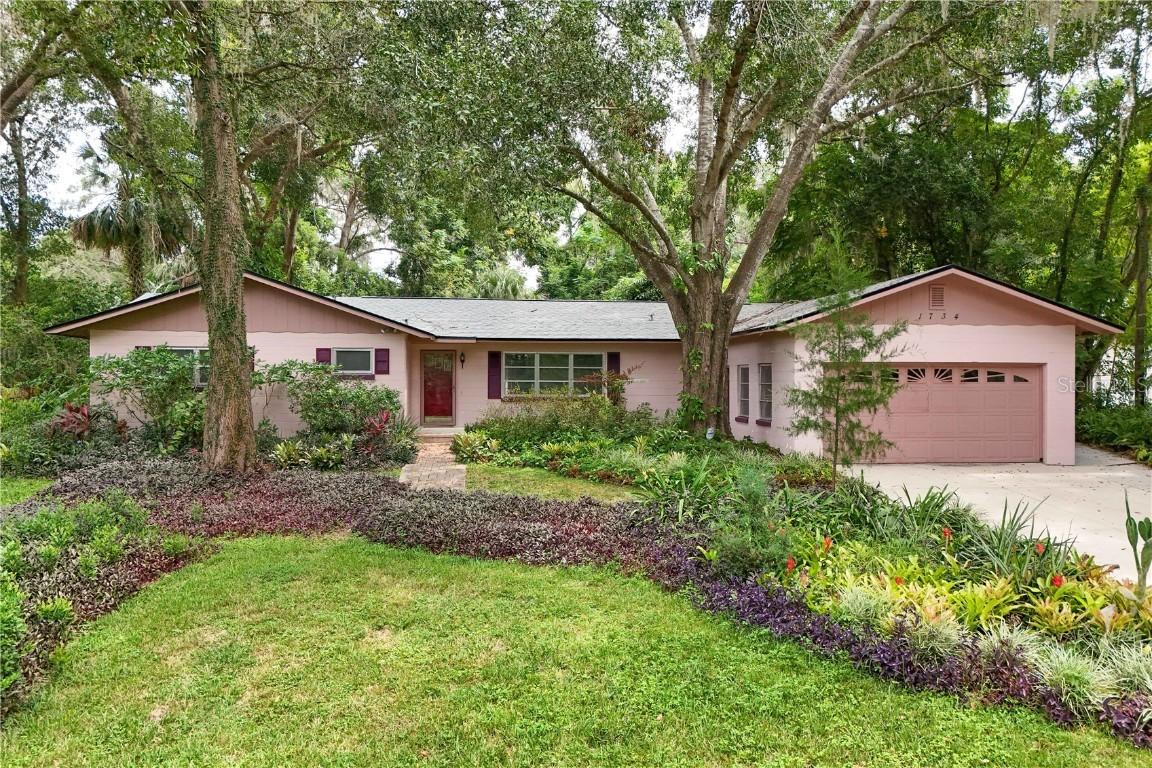 1734 Normandy Dr., Mount Dora, FL 32757