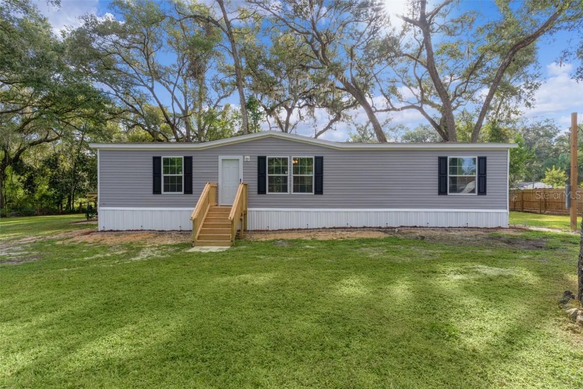 11487 SW 42nd Ter., Webster, FL 33597