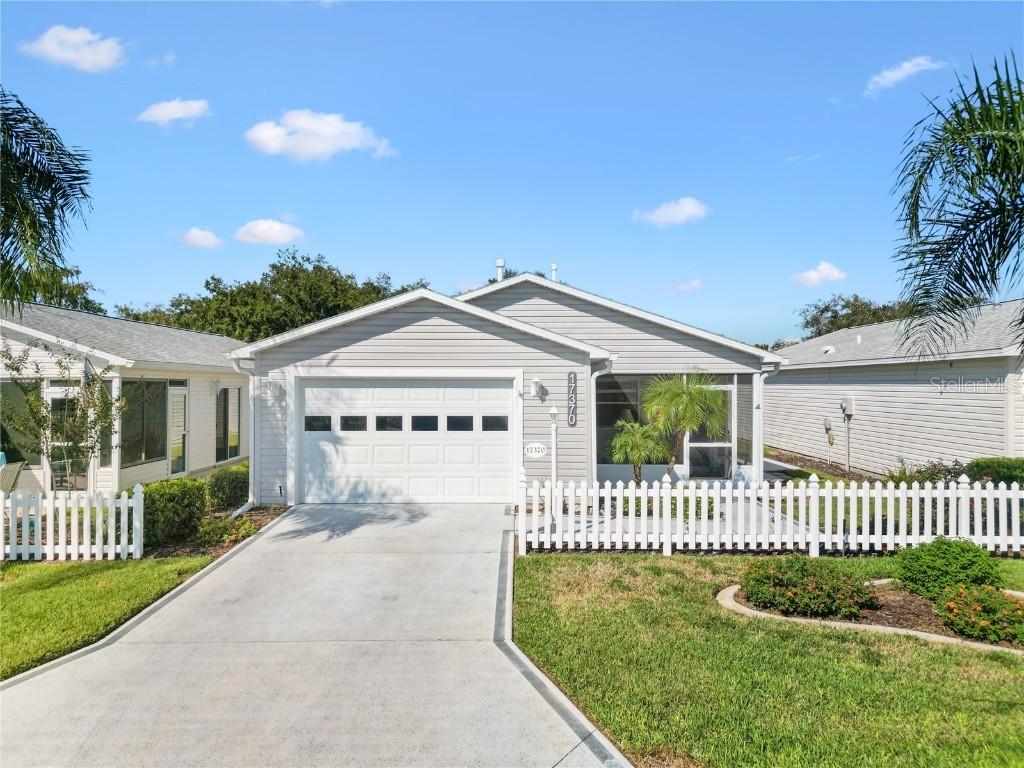 17370 SE 82nd Roslyn Ct., The Villages, FL 32162