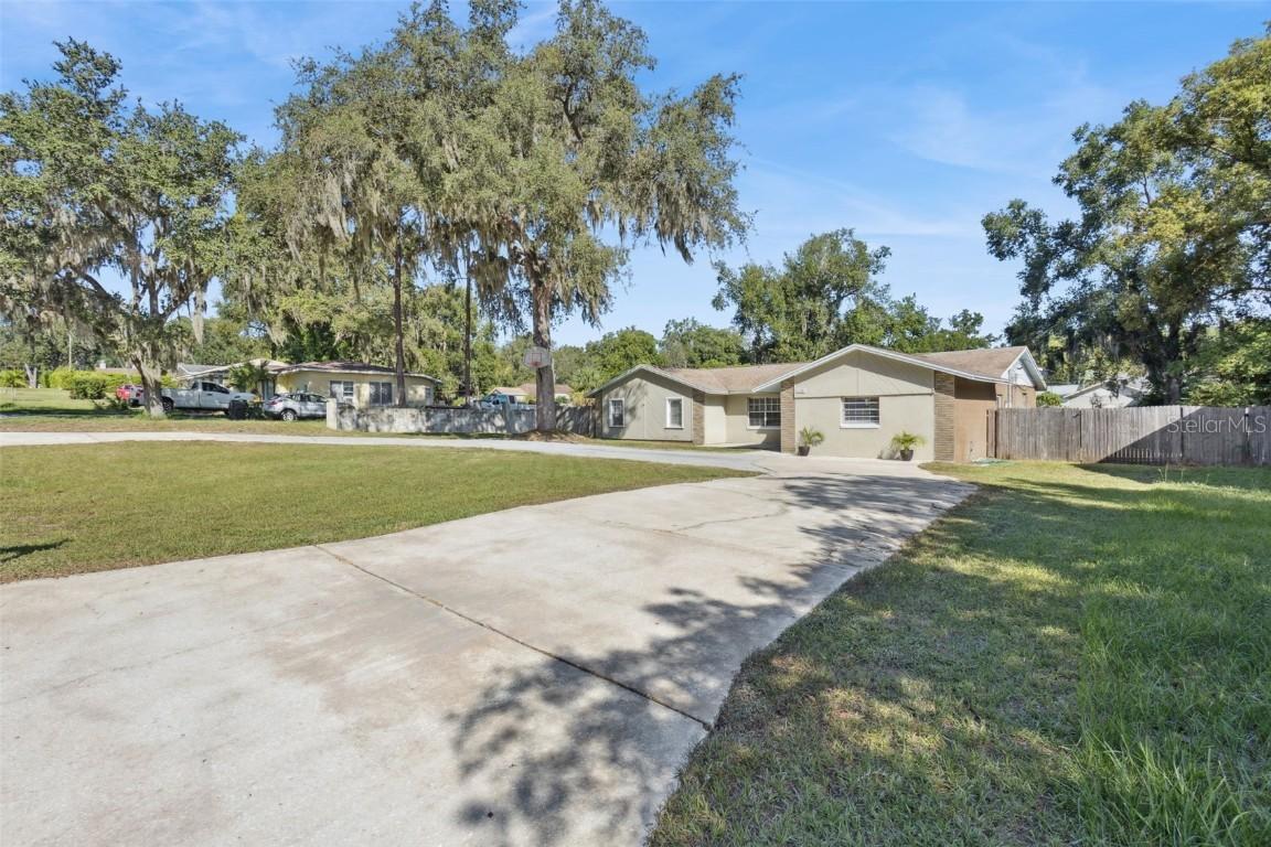 1130 W Minnehaha Ave., Clermont, FL 34711