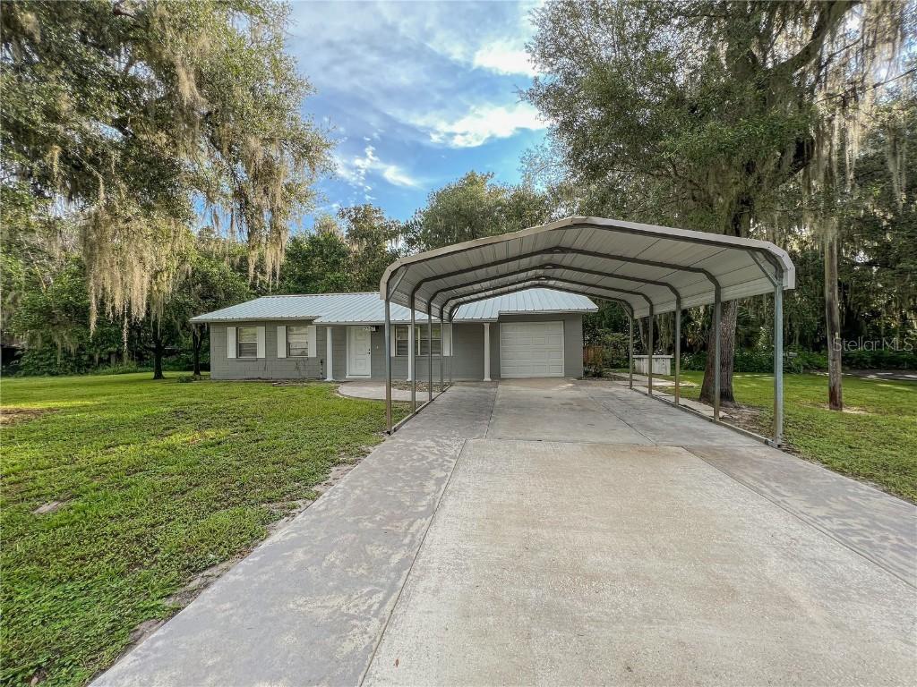 2367 Cr 451, Lake Panasoffkee, FL 33538